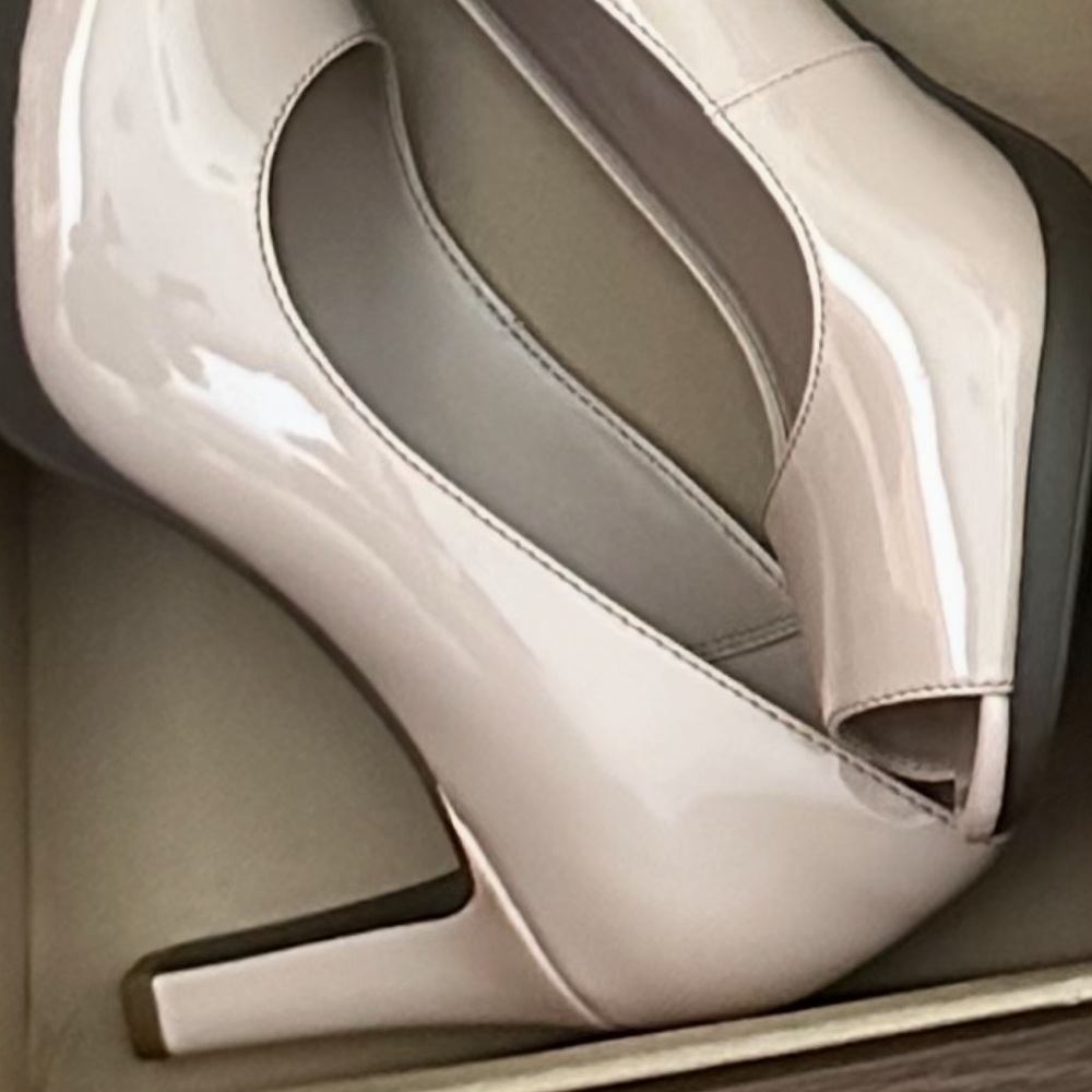 Elegant Cream Women's Heels